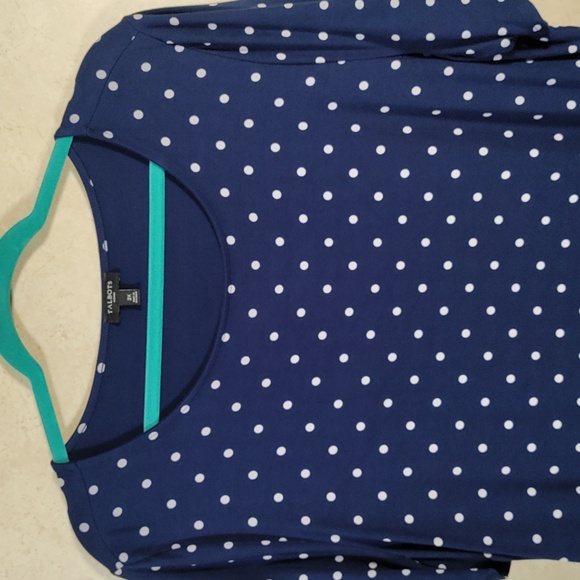 12130 Talbots navy w/ white polka dots S/S knit tee side tie 2X - Picture 2 of 9
